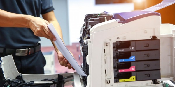Konserwacja drukarki – jak przedłużyć działanie urządzenia?